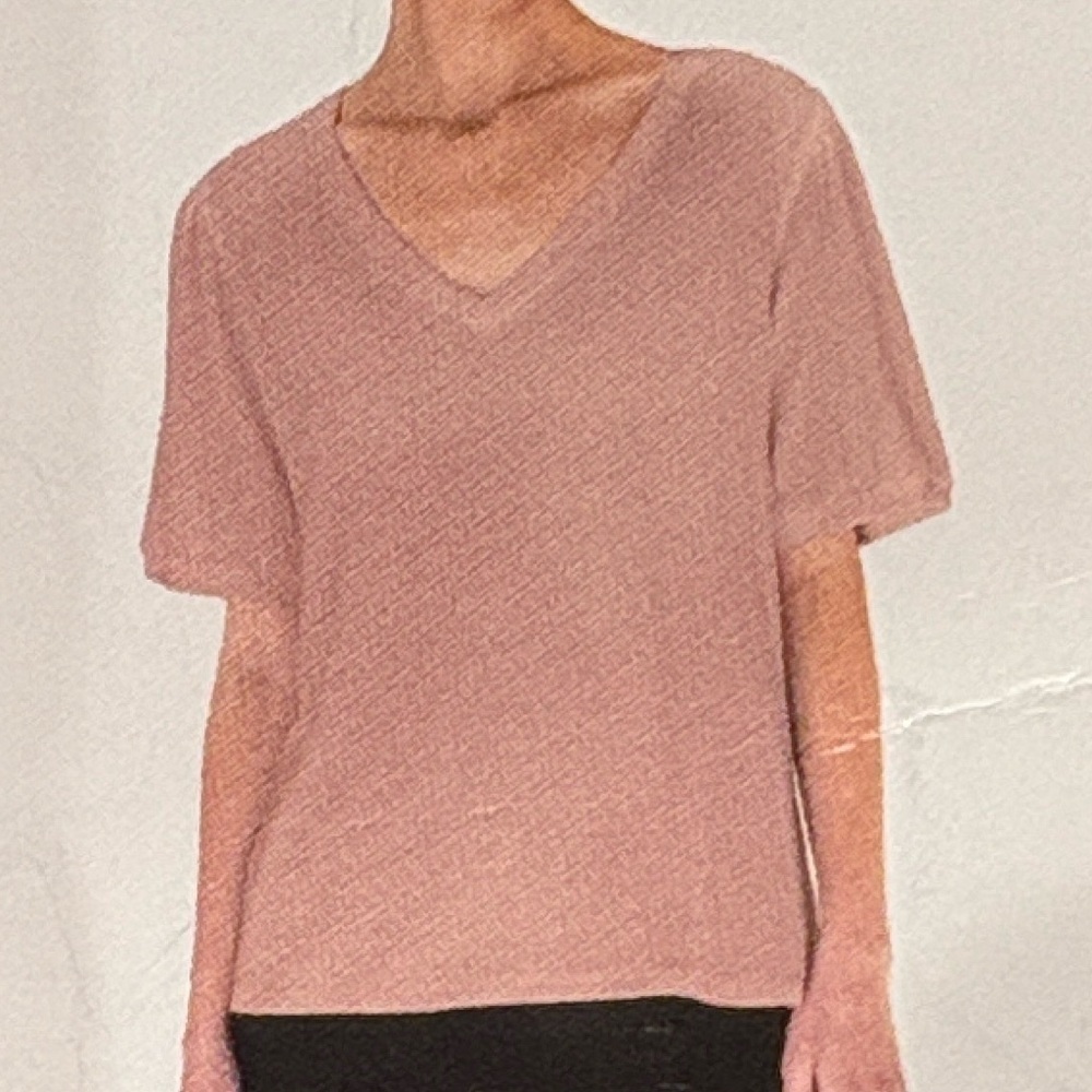 NWT!  Mod Ref - Women's V-Neck Puff Sleeve Shirt. Size XXL. Pink / Mauve